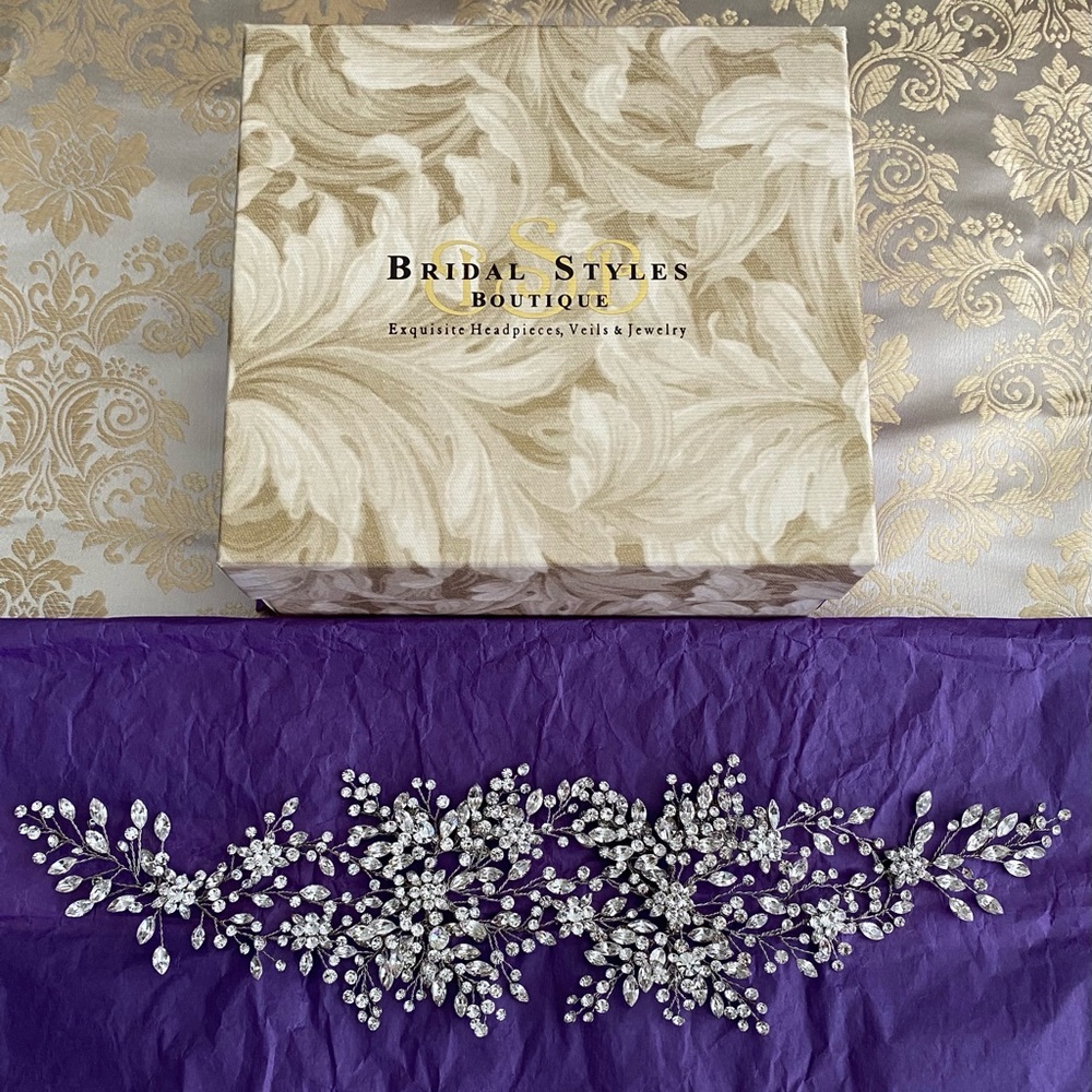 Bridal Styles Boutique: Crystal Hair Vine